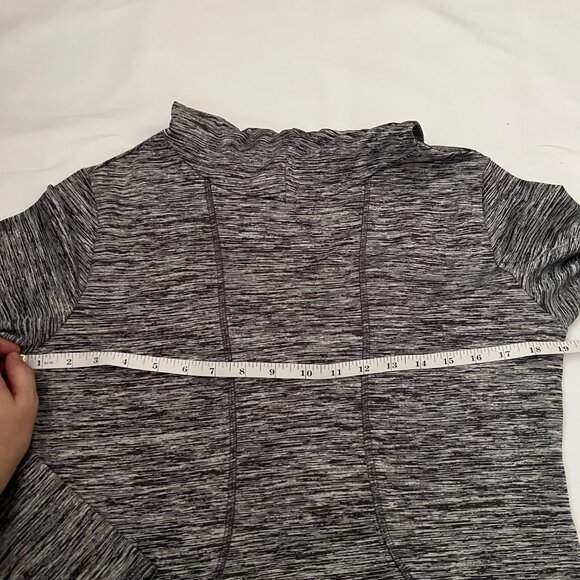 Gray Space-Dye Skechers Sport Pullover – Women’s M with Thumbholes & Funnel Neck - Picture 13 of 16